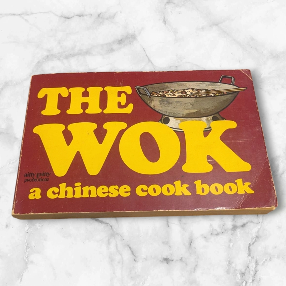 Vintage - The Wok, A Chinese Cookbook by Gary Lee, 1970, Good